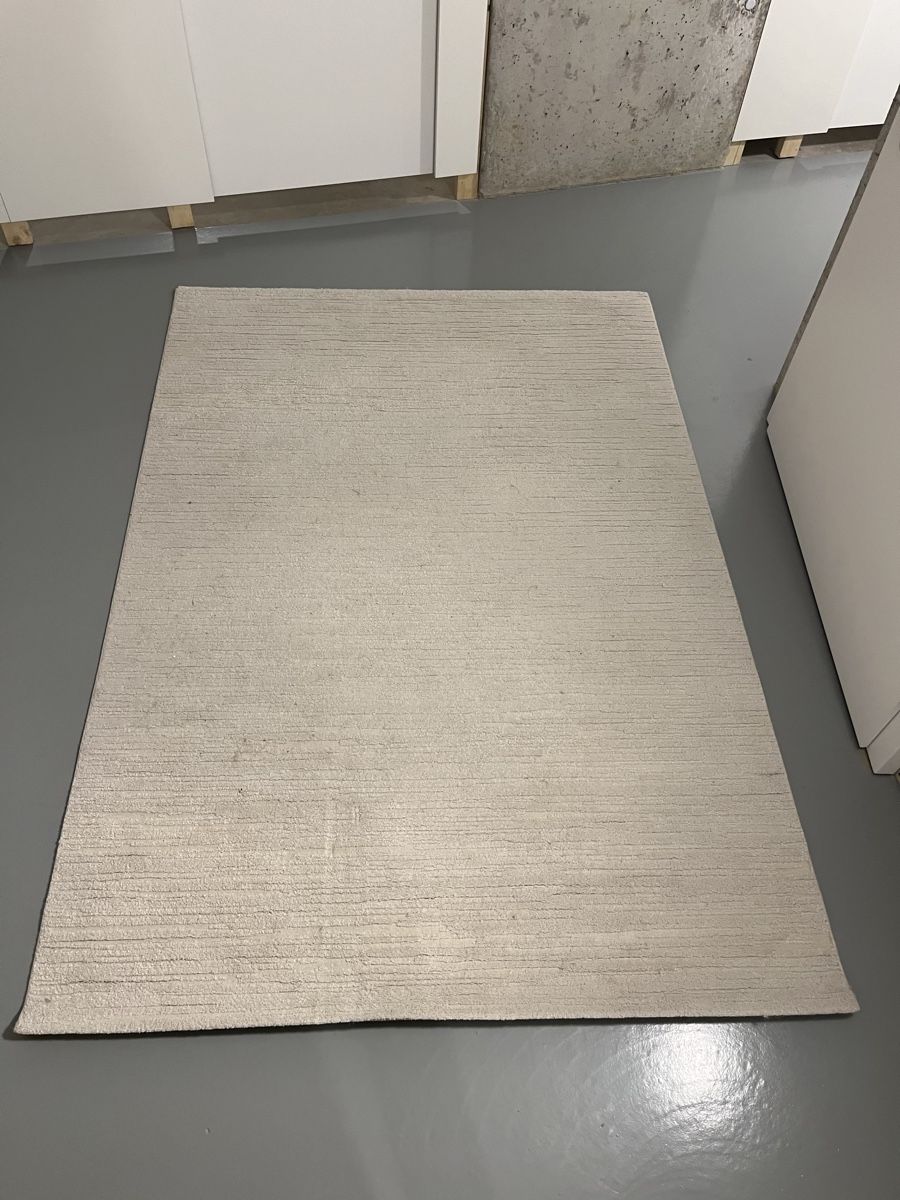 Tappeti: Tapis Blanc – Usato da Düdingen venduto da Crunchy_Dwarf 2
