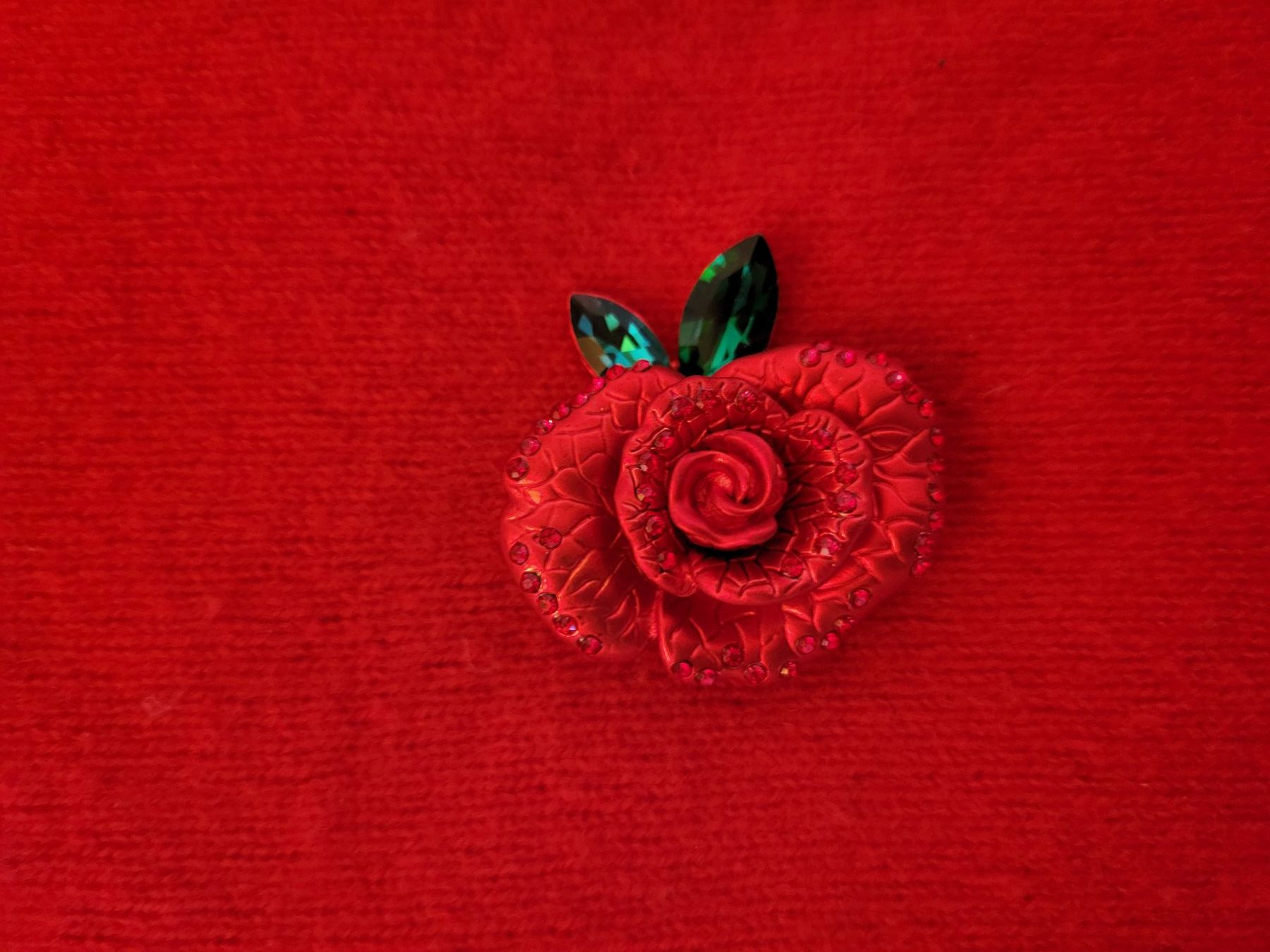 Spille & Fermagli: Broche fleur rouge vintage avec strass – Usato da Bernex venduto da Dariafr 6