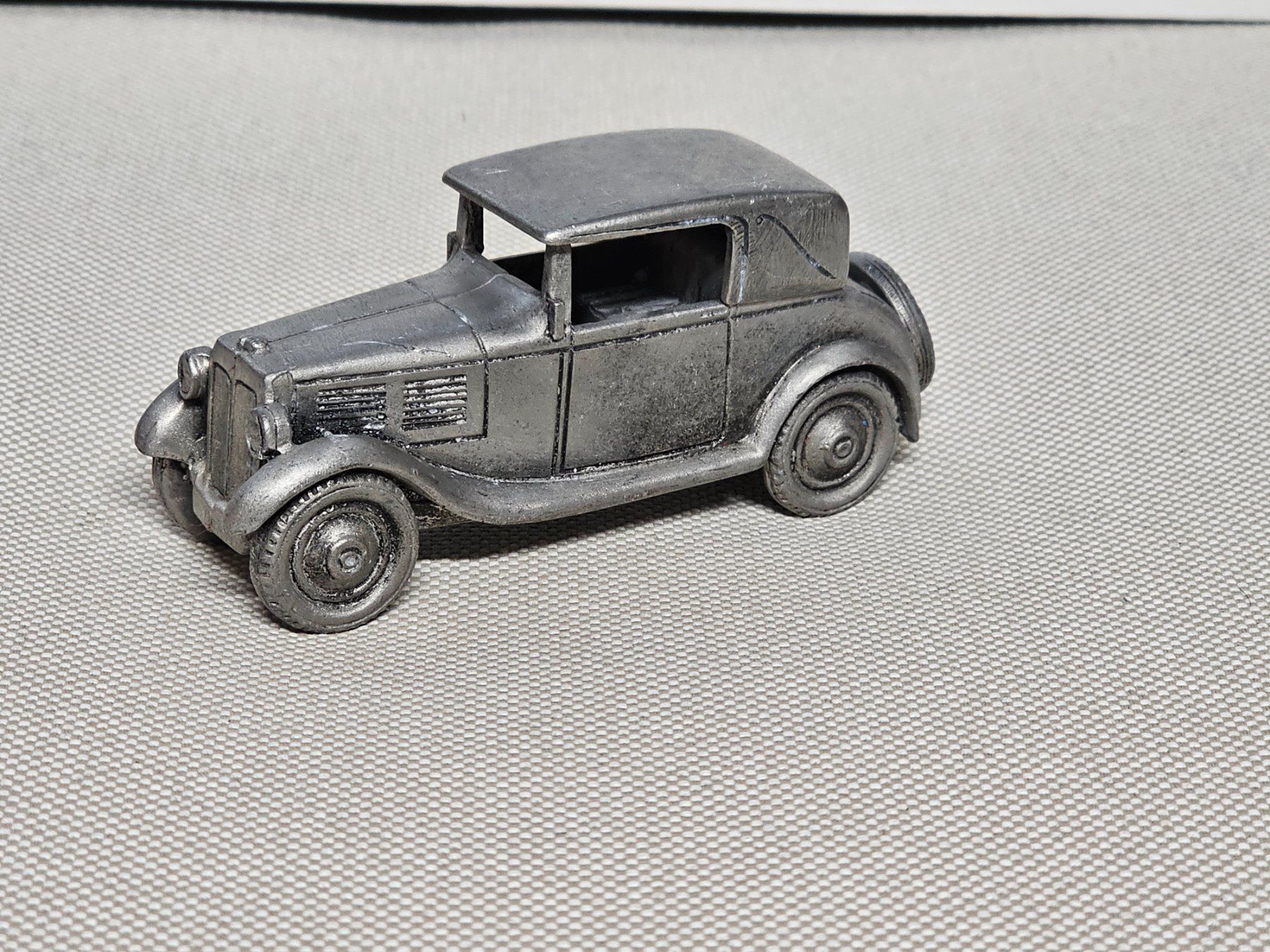 Modellini d'auto: DKW Cabrio Typ P Gussmodel  (no Dinky) – Usato da Starrkirch-Wil venduto da easygo13