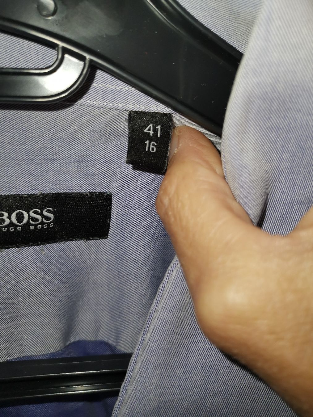 Hugo Boss Camicie: Hugo Boss Hemd, Gr. 41, hellblau, Top Zustand. – Nuovo (secondo la descrizione) da basel venduto da lupettone 2