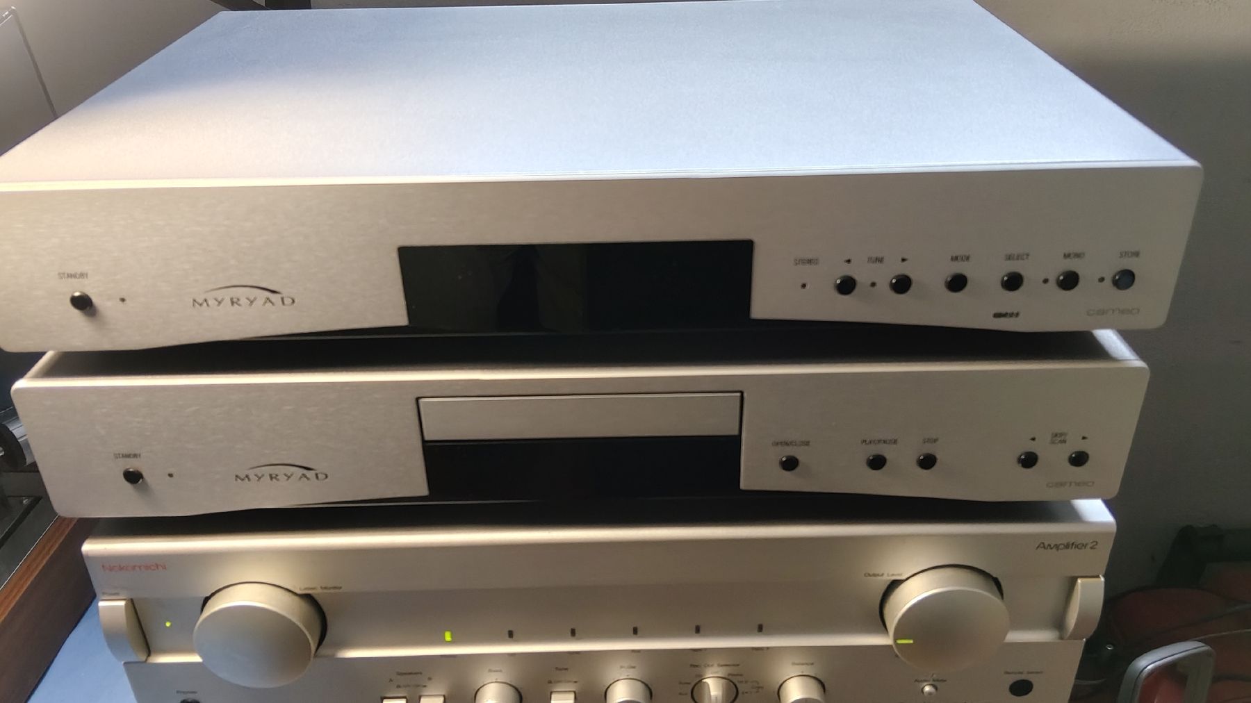 Amplificatori: Lettore CD e tuner MYRYAD CAMEO High end Audiophile – Usato da Chiasso venduto da Valerio_Audio 3