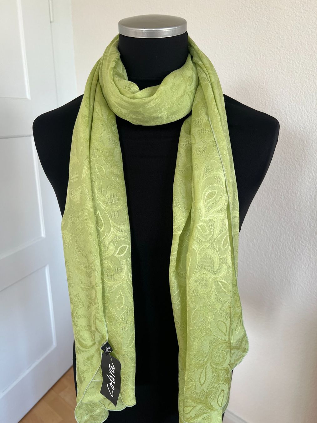 Colora Foulard & Sciarpe: Colora Schal, 68% Seide, Hellgrün, NEU – Nuovo e nell'imballaggio originale da Worb venduto da farben20zauber