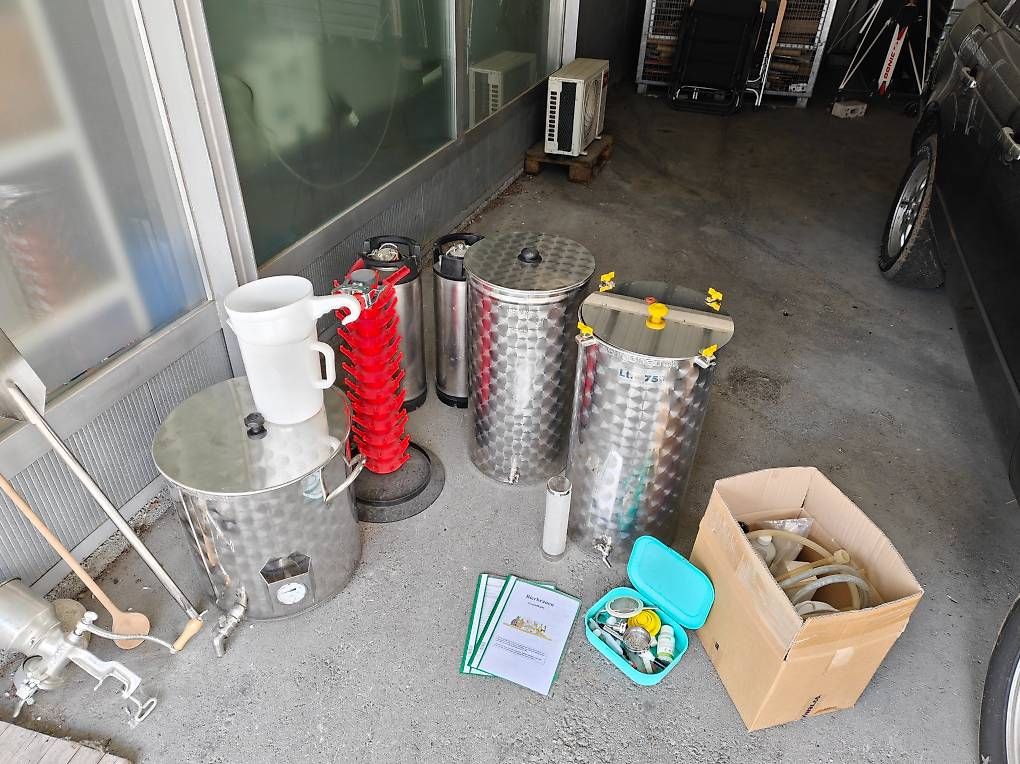 Bevande alcoliche: Bierbrau Set / Bierbrauzubehör – Usato da Untervaz venduto da TheGarage