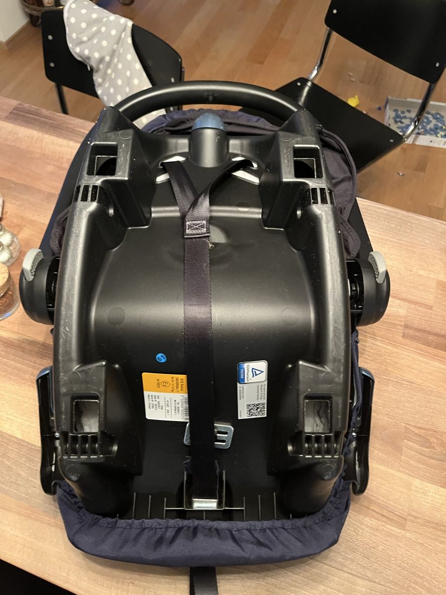 Maxi-Cosi Seggiolini per auto: Maxi Cosi Citi Babyschale – Usato da Zürich venduto da east_on 4