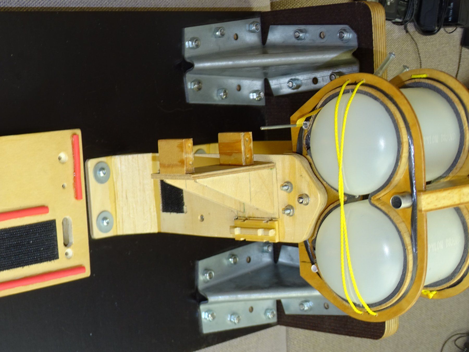 Modellismo RC: Modellbau Motorenprüfstand Verbrenner – Usato da Hirzel venduto da Musicman03 4