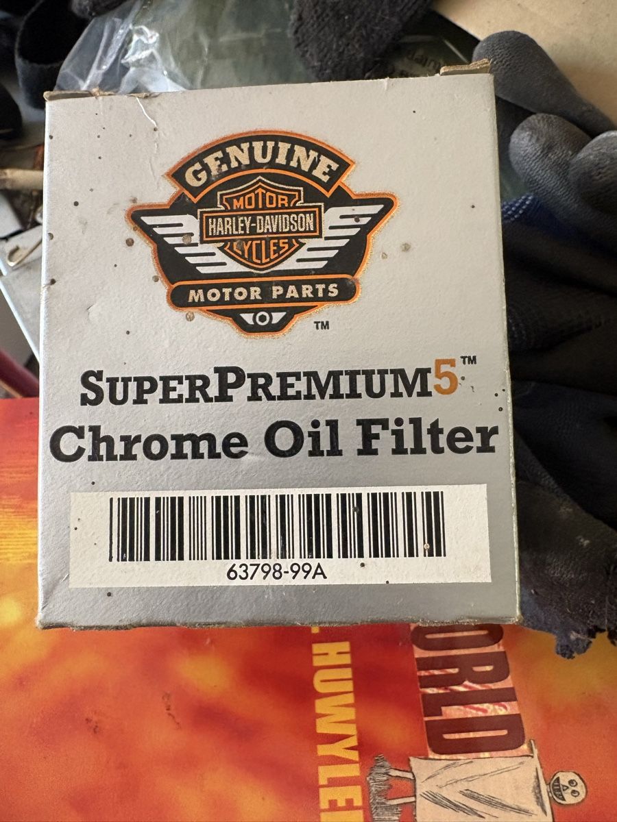 Harley-Davidson Tutti i ricambio per moto: Harley Davidson Chrome Oil Filter  – Nuovo e nell'imballaggio originale da Obermumpf venduto da Tattoomuseum1