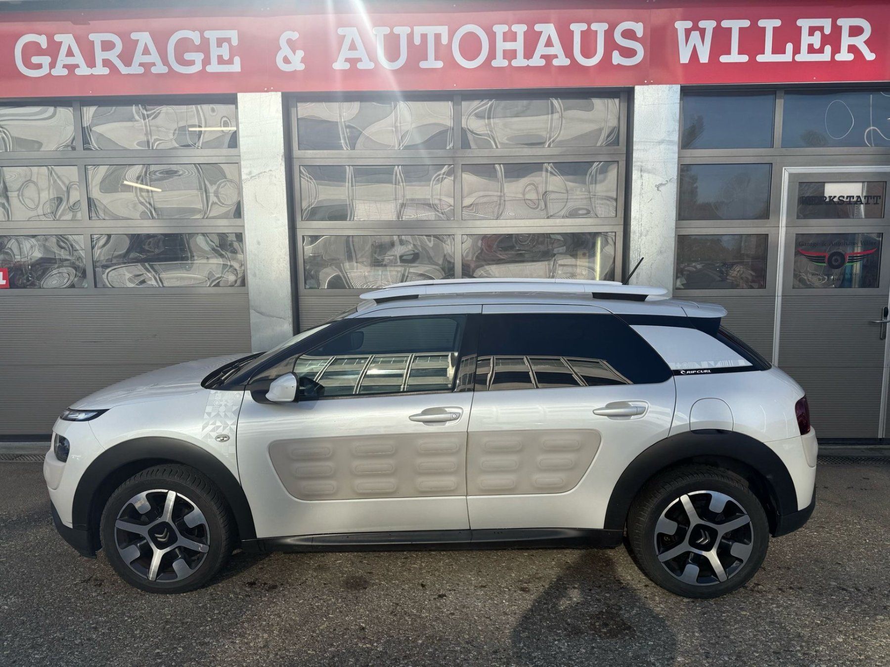 Citroën Automobili: Citroen C4 Cactus 1.2 e-THP Rip Curl – Usato da Biel/Bienne venduto da AS24 7