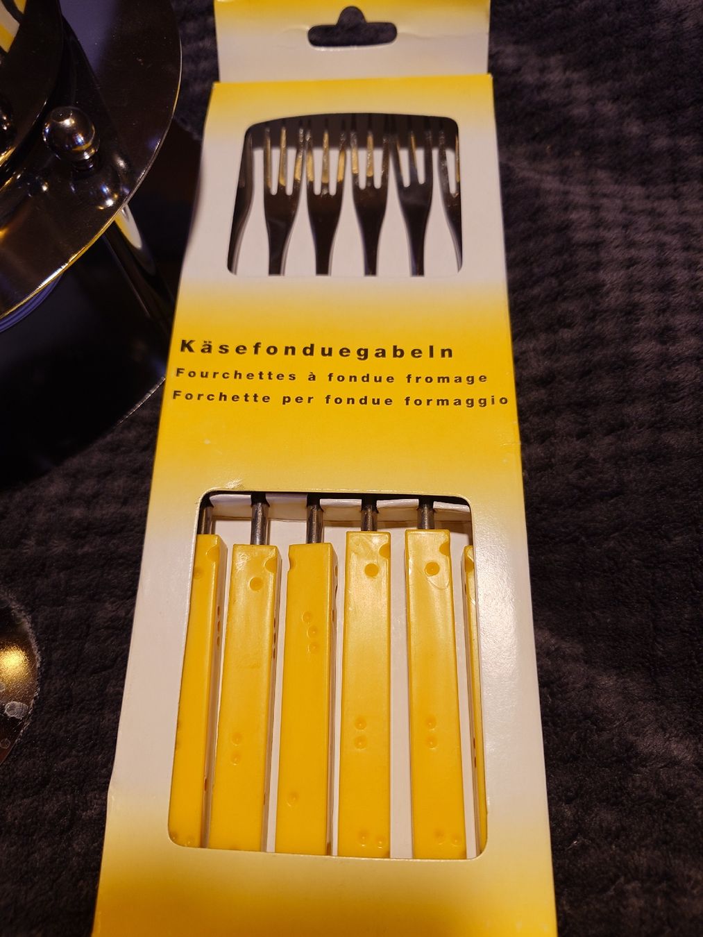 Set di piatti: Käsefondue-Set: Topf, 6 Teller, 6 Gabeln  – Nuovo (secondo la descrizione) da Einsiedeln venduto da Stradivarius0815 1
