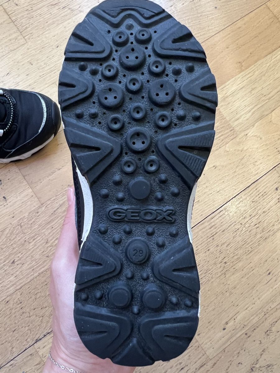 Geox Scarpe per ragazzi: Geox Turnschuhe Grösse 29 – Usato da Wangen b. Olten venduto da Molinker 4