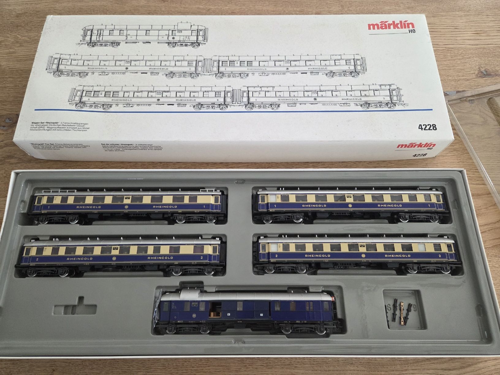 Märklin Modellini di ferrovie: Märklin 4228 wagen Set Rehiengold – Usato da Berikon venduto da TopLok1