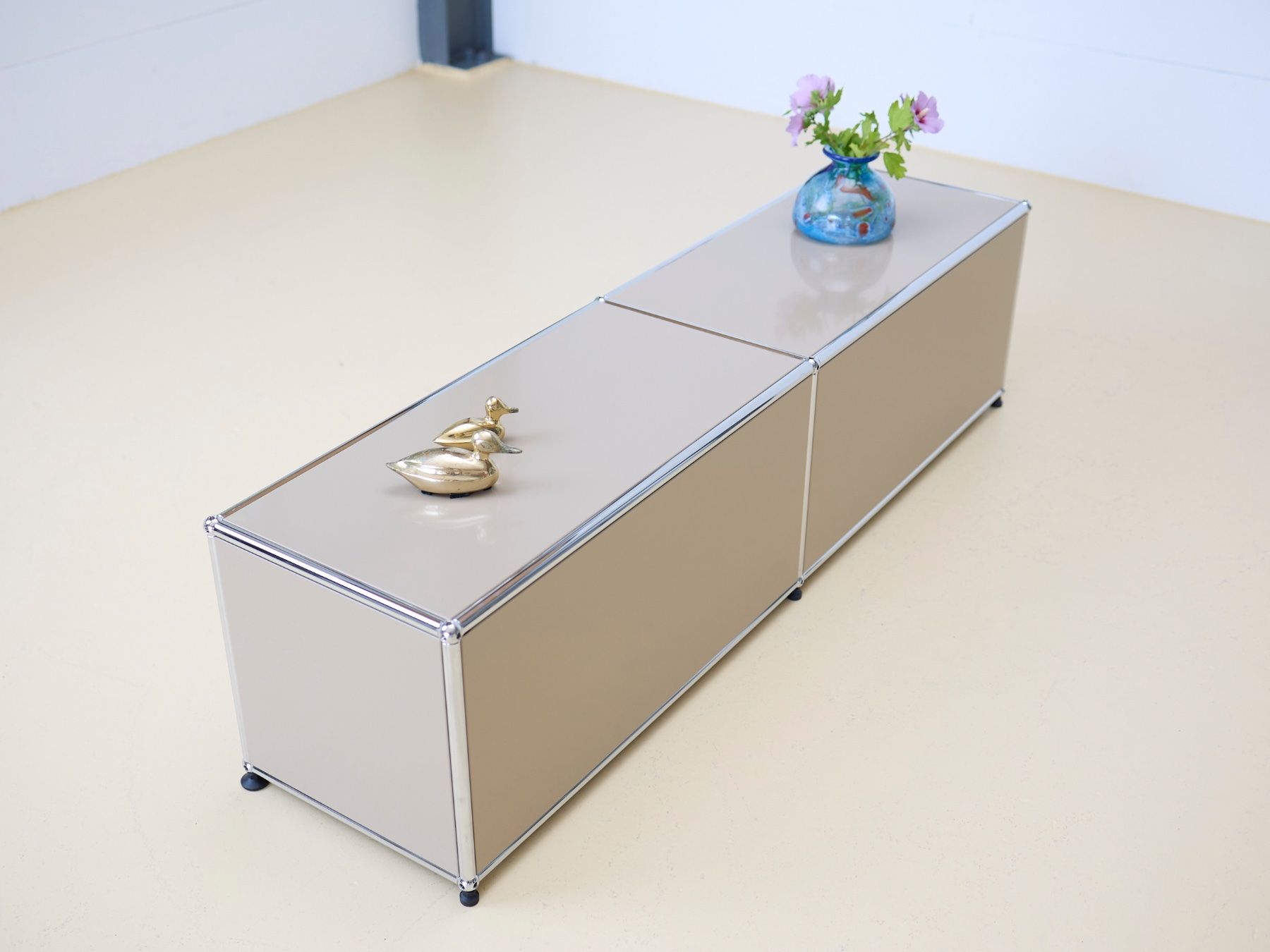 USM Cassettiere: USM Lowboard in Beige – Usato da Meinisberg venduto da atelier_TILIJA 7