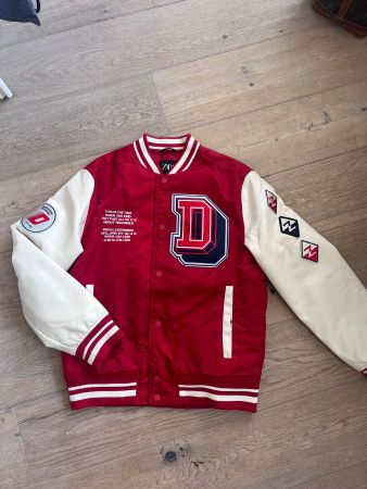 Zara Bomberjacke