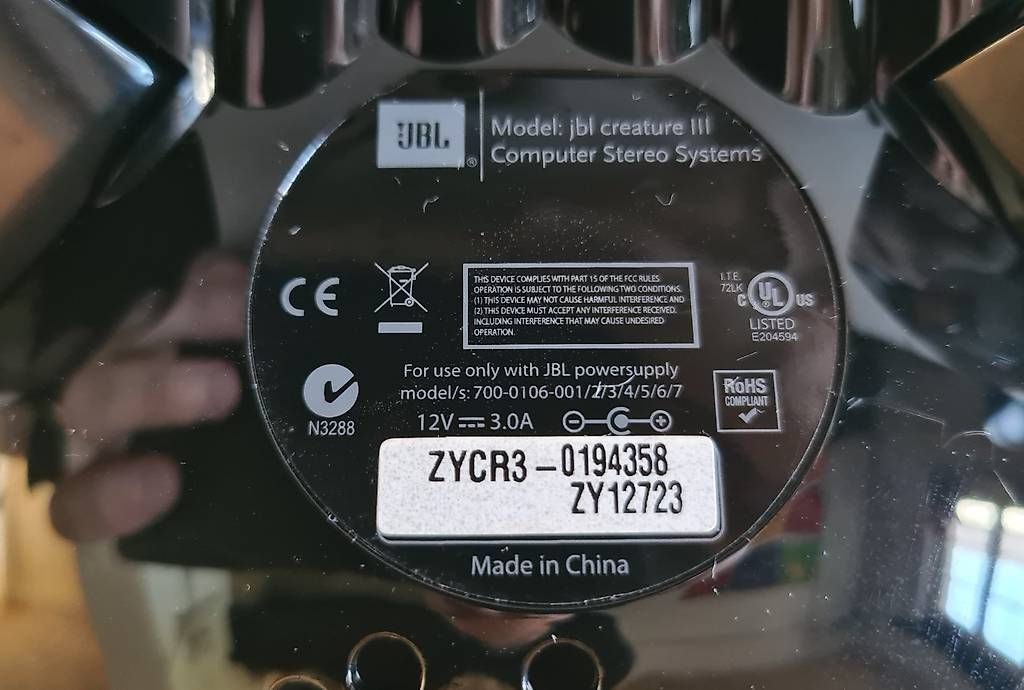 JBL Casse acustiche: Système d'enceintes 2.1 JBL Creature III – Usato da Cudrefin venduto da momopi 3