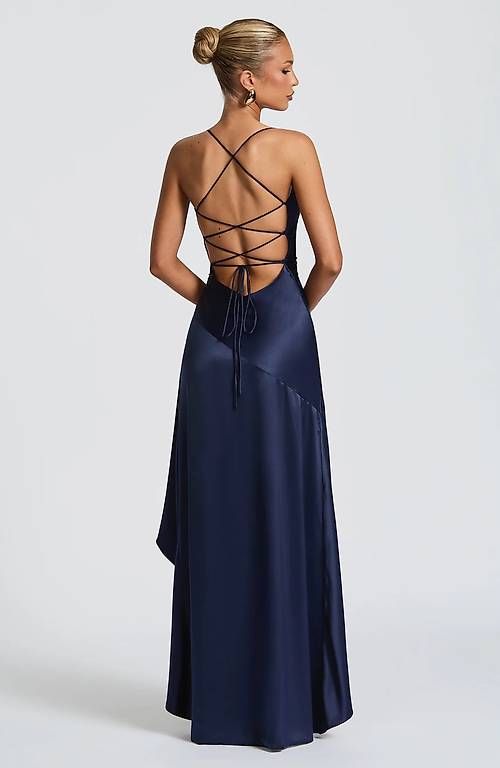 Vestiti: Maxi Kleid Blau – Usato da Pratteln venduto da Izabela._. 2