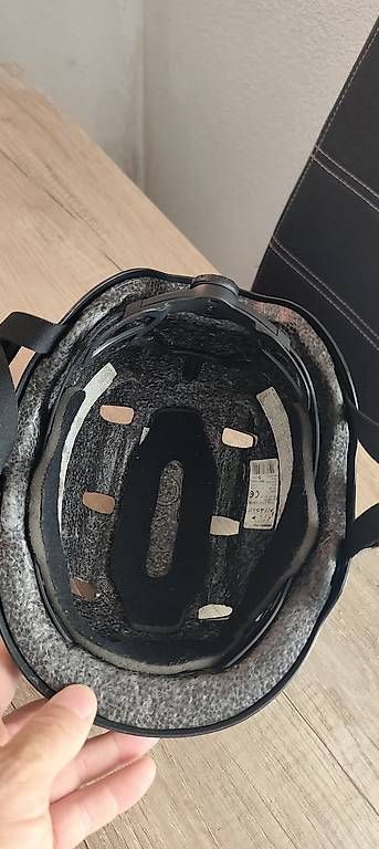 Decathlon Helme: BTWIN Kinderhelm – Gebraucht aus Thalheim von lin_w876 2