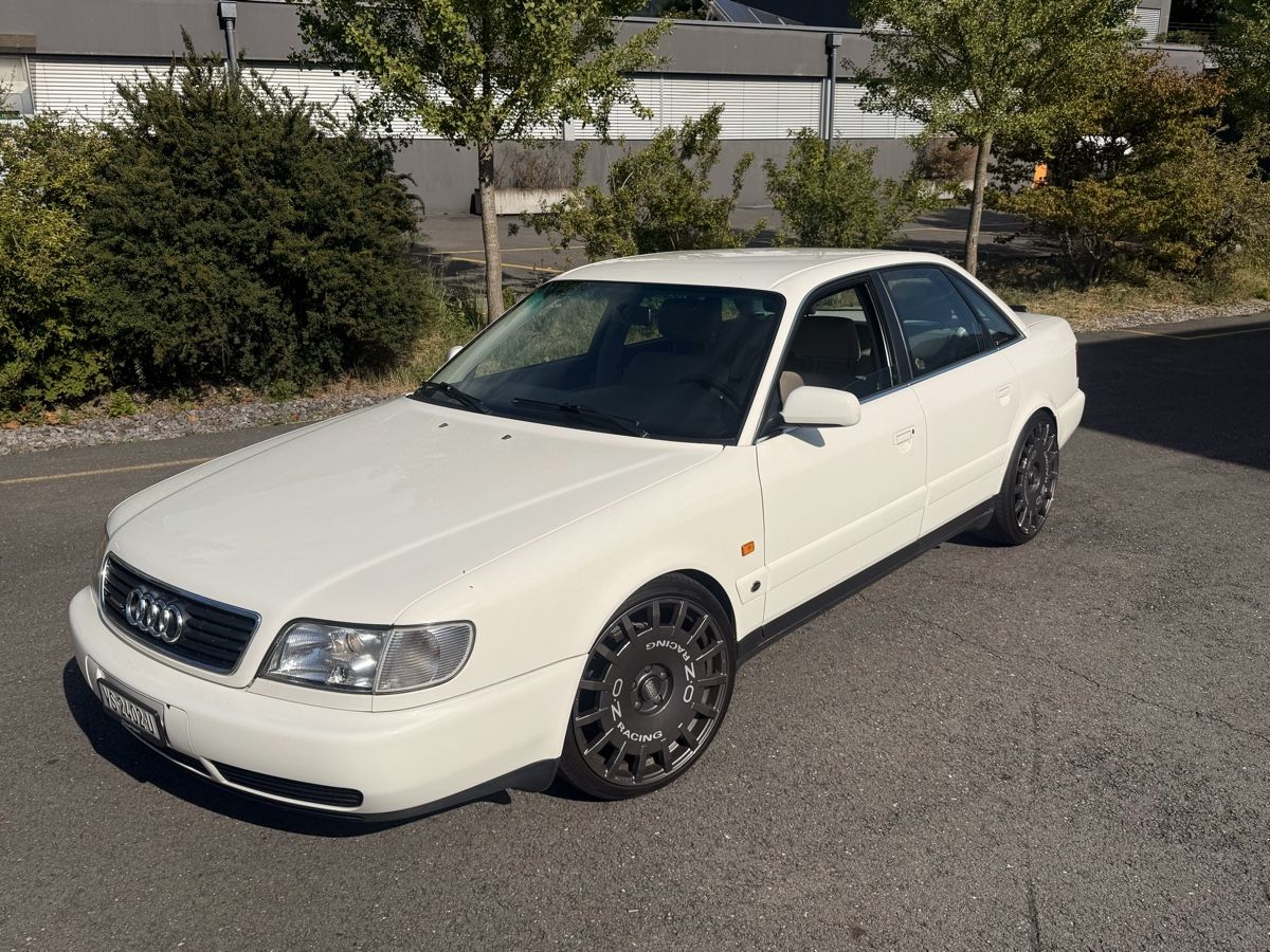 Audi Automobili: AUDI A6 Quattro V6 2.8L collector – Usato da Val-d'Illiez venduto da LuckLuc