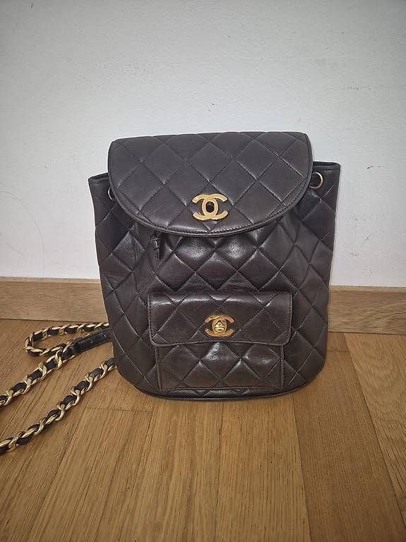 Sacs femmes: Chanel Vintage Duma Backbag – D'occasion à Zürich par val_wbt7