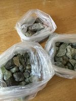 Mineralien Pyrit/Prenit/Cromdiopsit