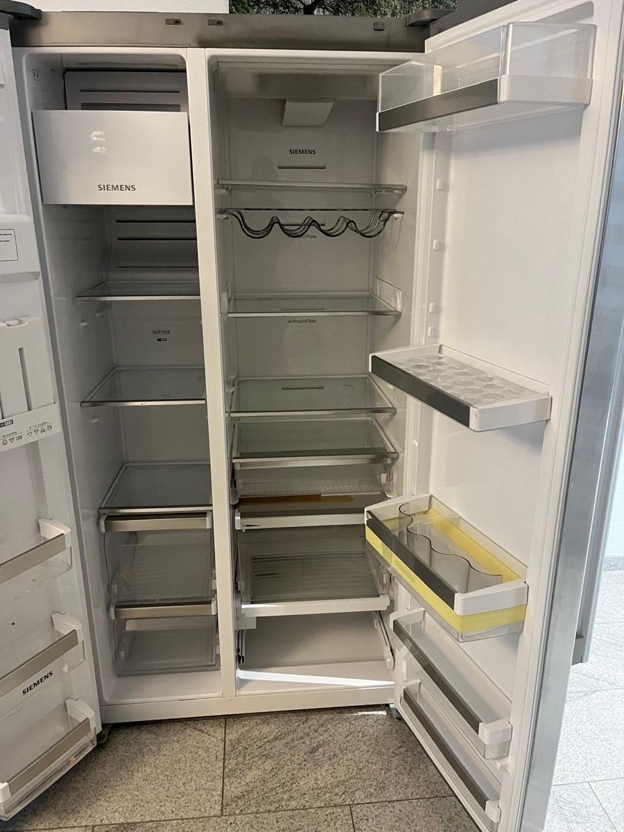 Réfrigérateurs: Kühlschrank – Défectueux à Biberist par Merza10 1