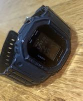 Montre Casio G-Shock carrée noire occasion
