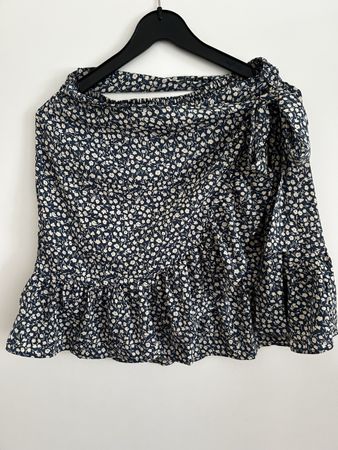 Rock ONLY floral M guter Zustand