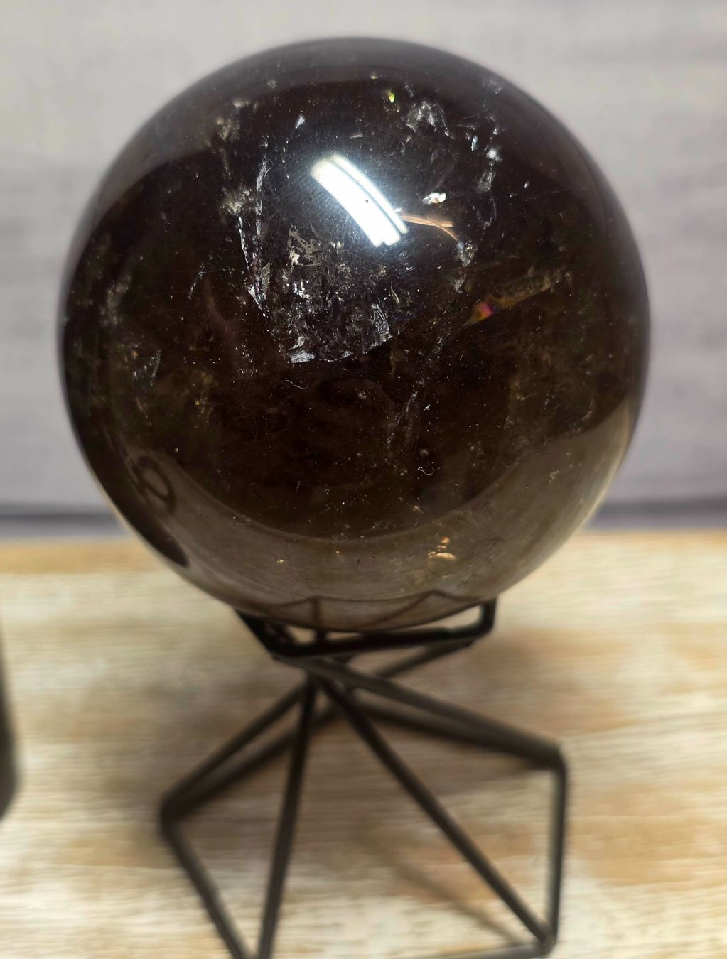 Minerali & Pietre curative: Dunkle Rauchquarz Kugel R2 63mm 360g – Nuovo e nell'imballaggio originale da Matzingen venduto da Shay_Crystalz 1
