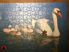 Niedliches Puzzle 200 HÖCKERSCHWAN ab 8 Jahre komplett