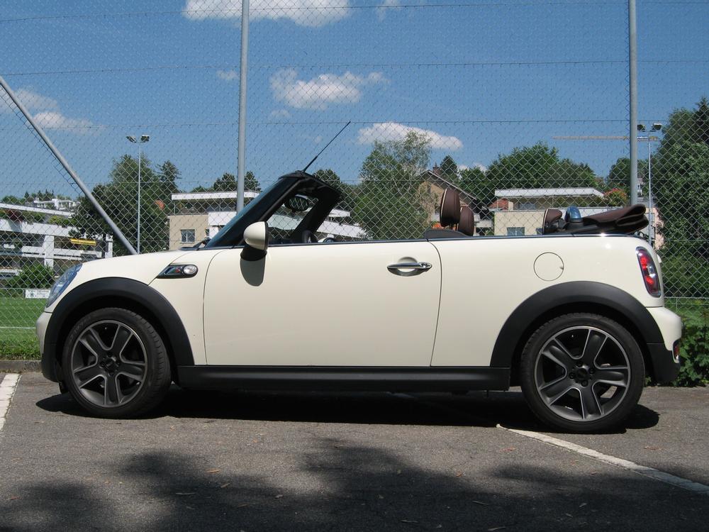 MINI Cabrio 184 PS wunderschön konfiguriert, aus erster Hand