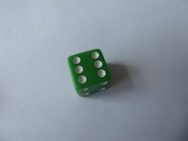 1 Würfel grün, Kunststoff, 16mm, fast neuwertig