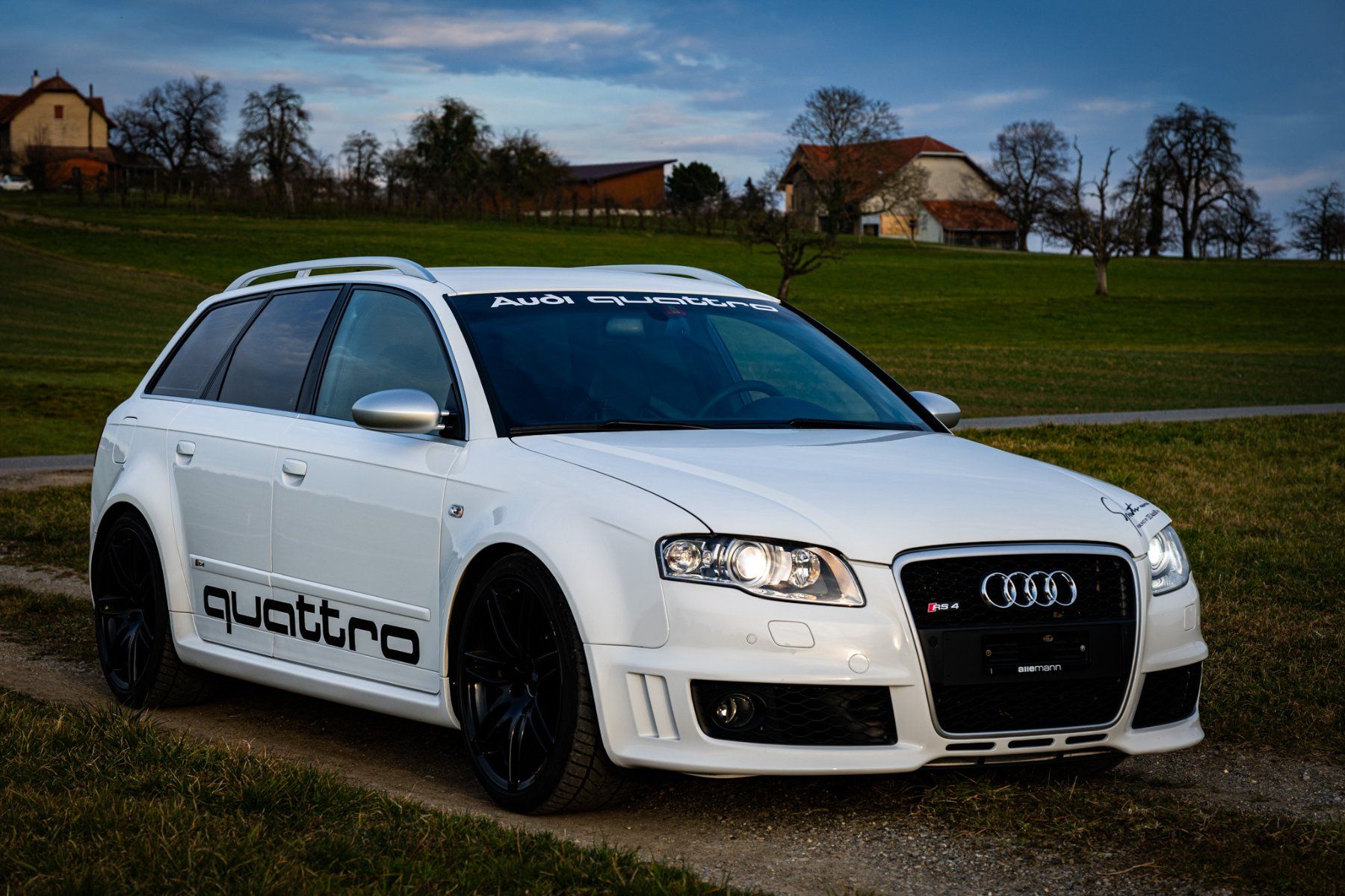 Audi Autos: Audi RS4 Avant 4.2 V8 quattro – Gebraucht aus Berg TG von D.Fehr