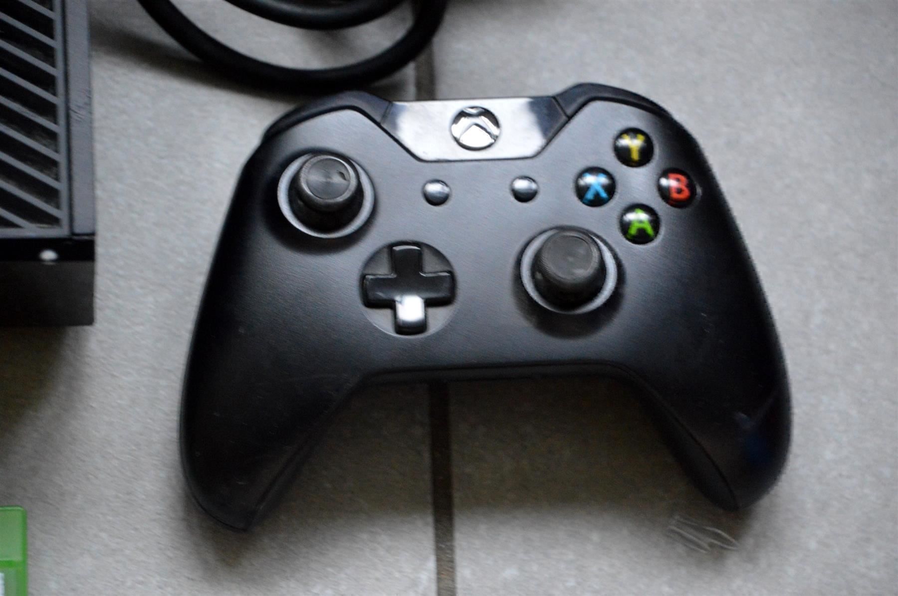 Microsoft Consoles: Xbox One – D'occasion à Collonges par arashee 6