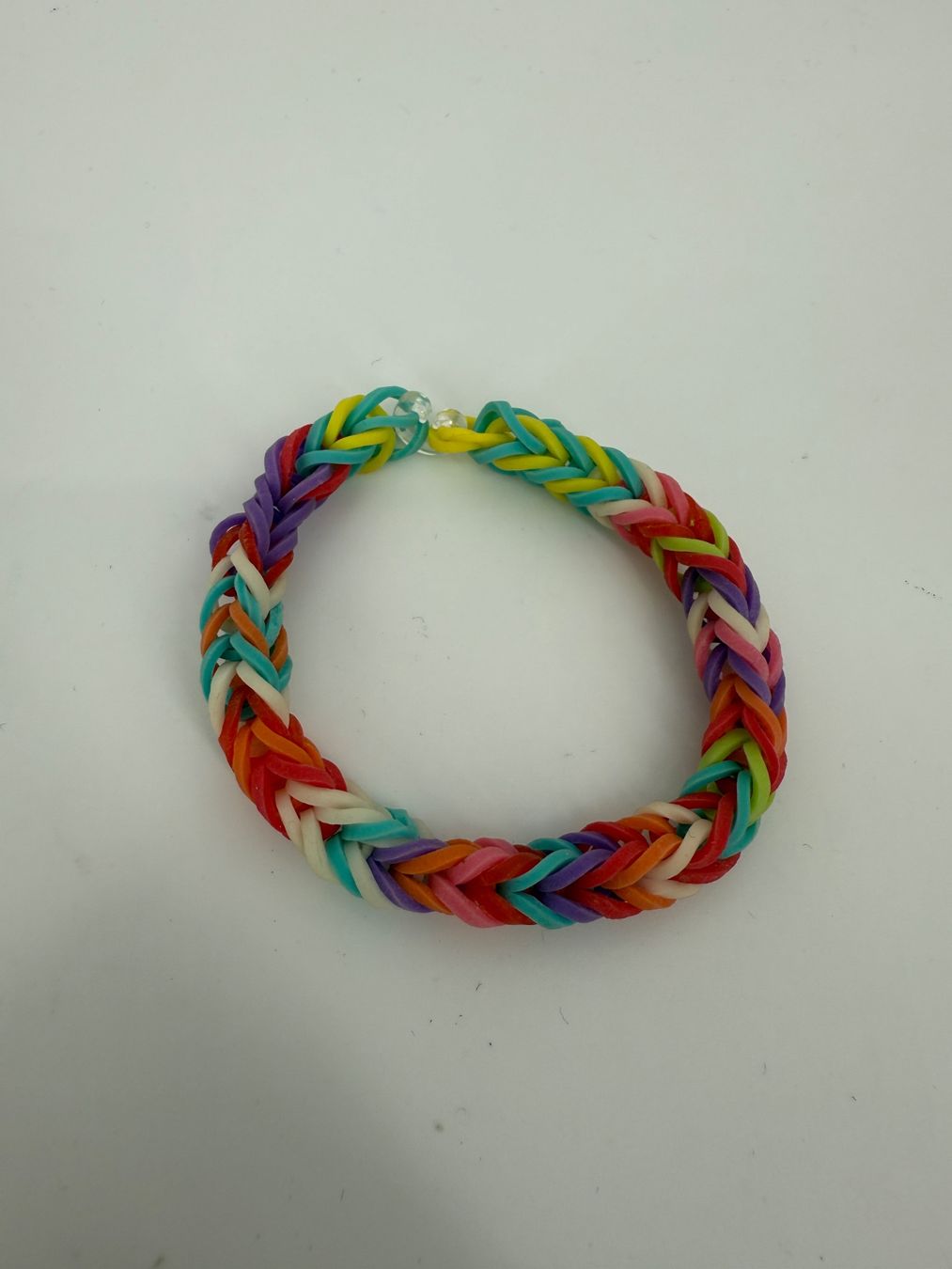 Bracelets: Gummiband/ Armband, selbstgemacht – D'occasion à Auenstein par moin.