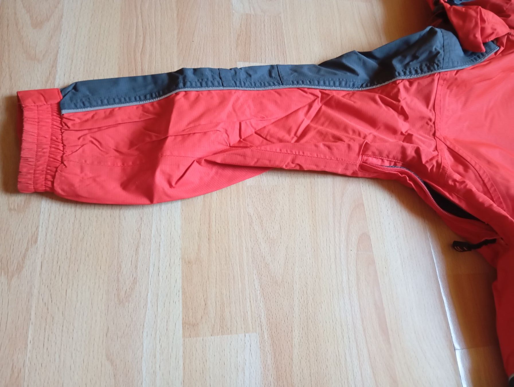 Giacche & Cappotti: Wind- /Regenjacke, orange Gr. 140 – Nuovo (secondo la descrizione) da Zeneggen venduto da shemesh_ 7