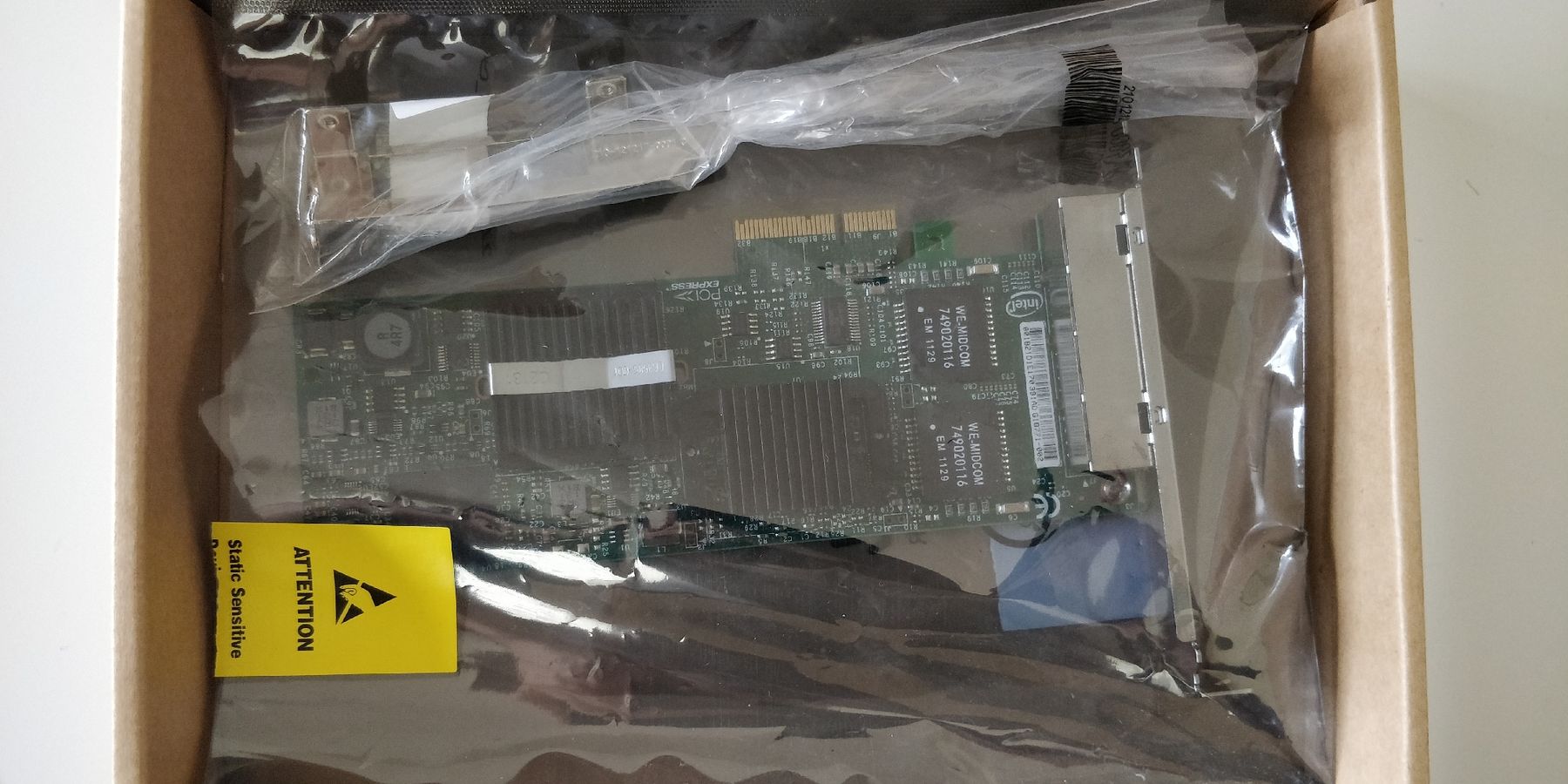 Unità & Adattatore: Broadcom NetXtreme Ethernet Adapter Dual Port, Neu Original – Nuovo e nell'imballaggio originale da Uster venduto da Arrayo
