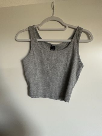 Top Grau Grösse M neu