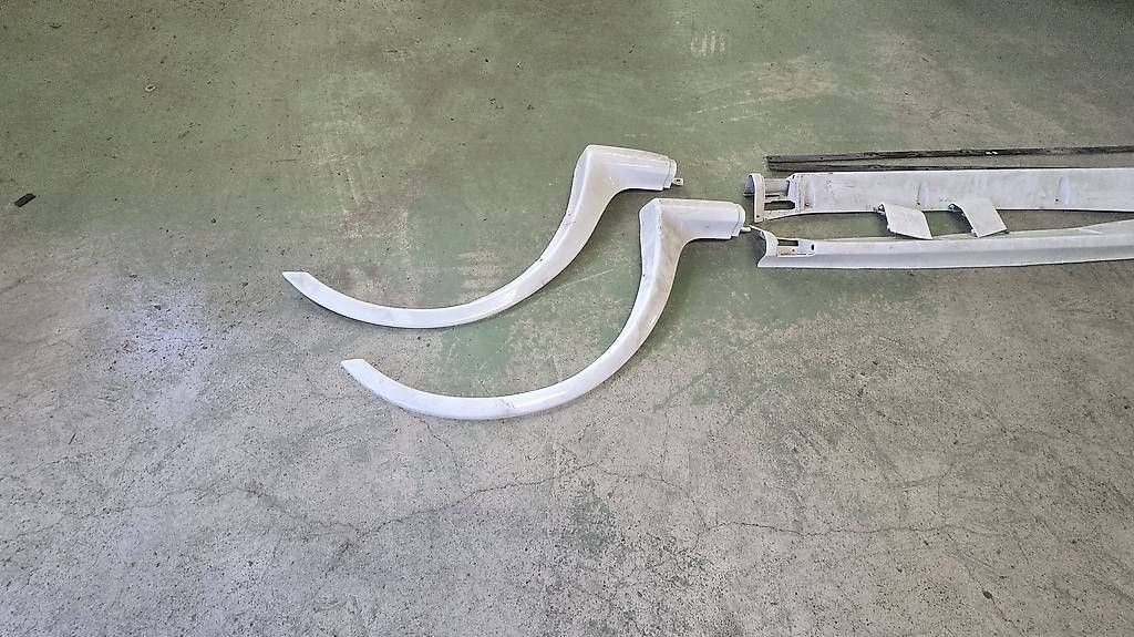 Tutti pezzi di ricambio auto: Ford Escort RS MK4 verbreitung – Usato da Unterägeri venduto da Cappuccino80 2