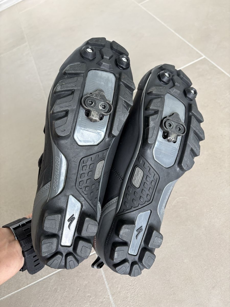 Specialized Herrenschuhe: Mountainbikeschuhe, Rennveloschuhe Specialized, Grösse 41 – Gebraucht aus Pfäffikon SZ von Gerhardmueller 1