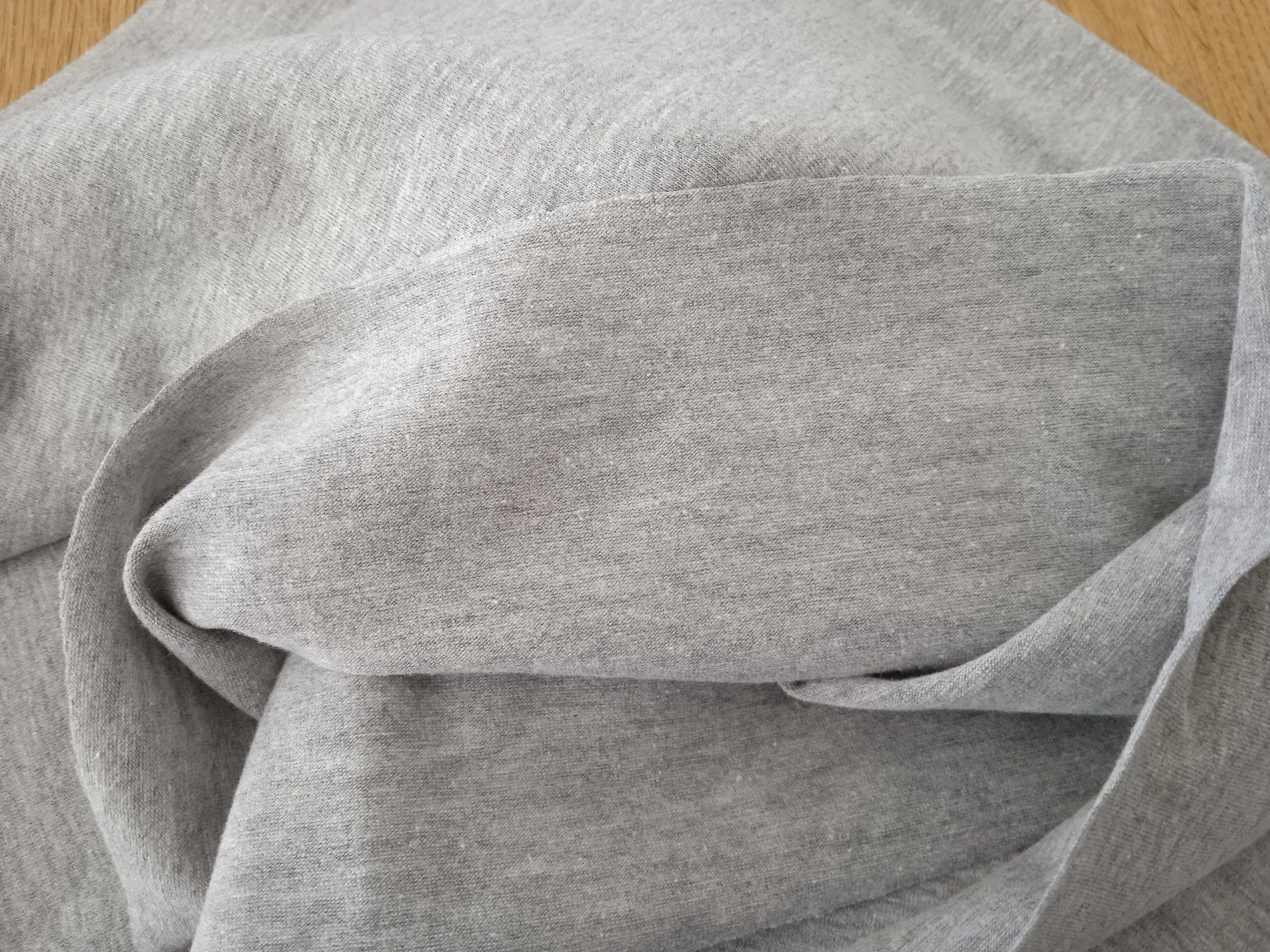 Tessuti: Fleece/Jersey Stoff Grau meliert – Nuovo (secondo la descrizione) da Rothrist venduto da MaSa82 1