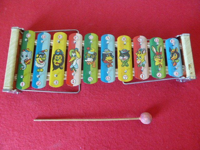 Giocattoli: Altes Kinder Xylophon Vintage – Usato da Hitzkirch venduto da kleinerbaer01 4