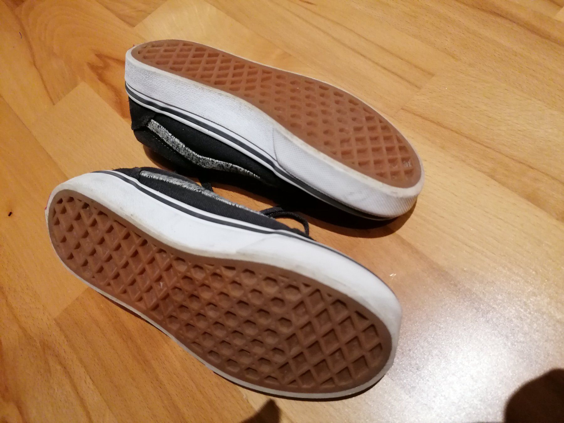 Scarpe per ragazze: Coole Vans Gr. 30.5 – Usato da Büttikon AG venduto da Amineah 4