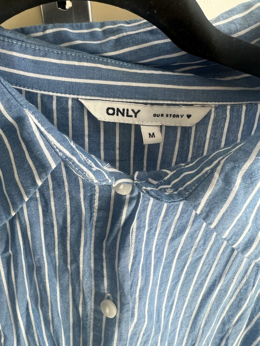 Only Camicette: Only Bluse, Gr. M, blau/weiss – Nuovo (secondo la descrizione) da Kirchberg BE venduto da lea_kb6y 2