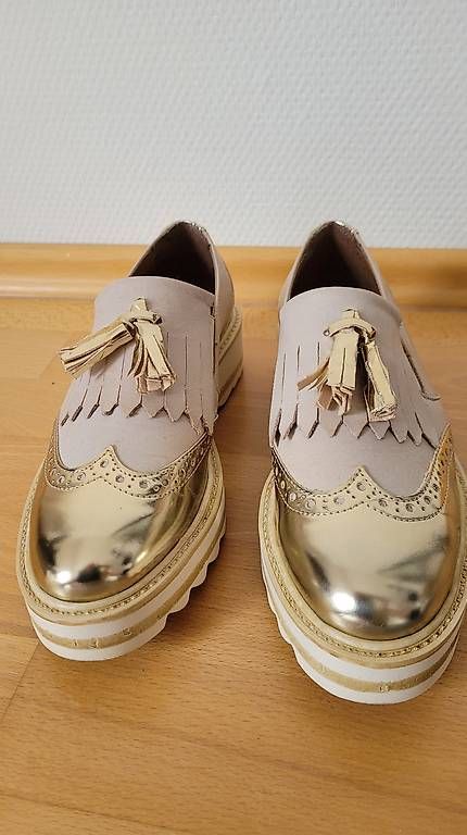 Schuhe für Mädchen: Schuhe Gr. 35, Sohlenlänge: 22,5/23 cm – Gebraucht aus Fällanden von vickita1 1