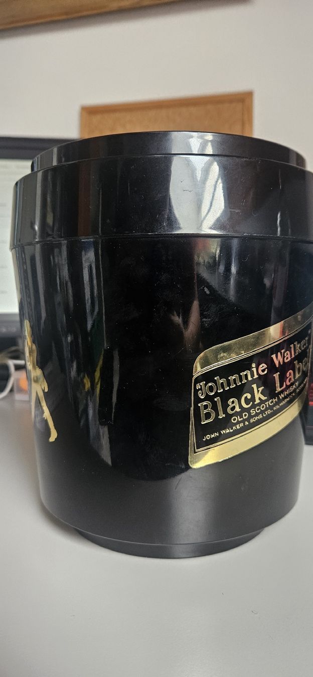 Sonstiges für Haushalt & Wohnen: Johnnie Walker Eiskübel Vintage – Gebraucht aus Belp von Ginus85 7