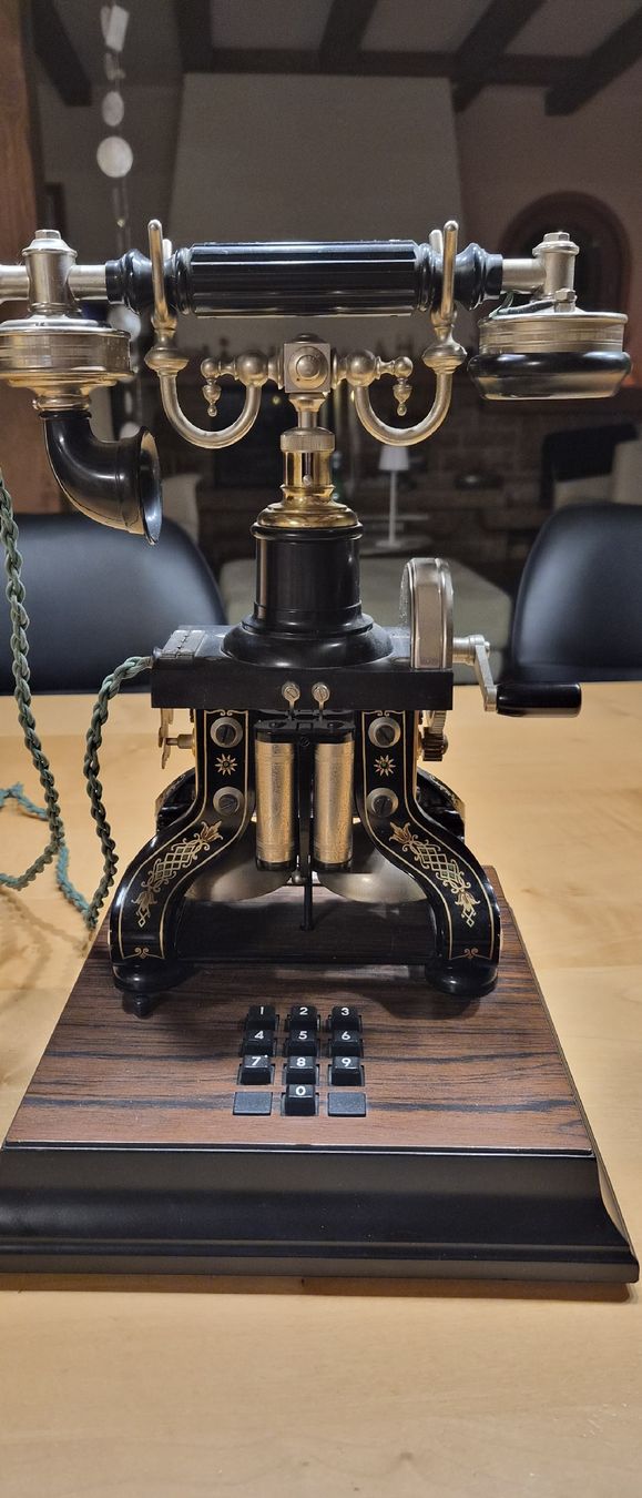 Ericsson Telefoni: Telefon Ericsson Stockholm – Difettoso da Courlevon venduto da Ernifan 5
