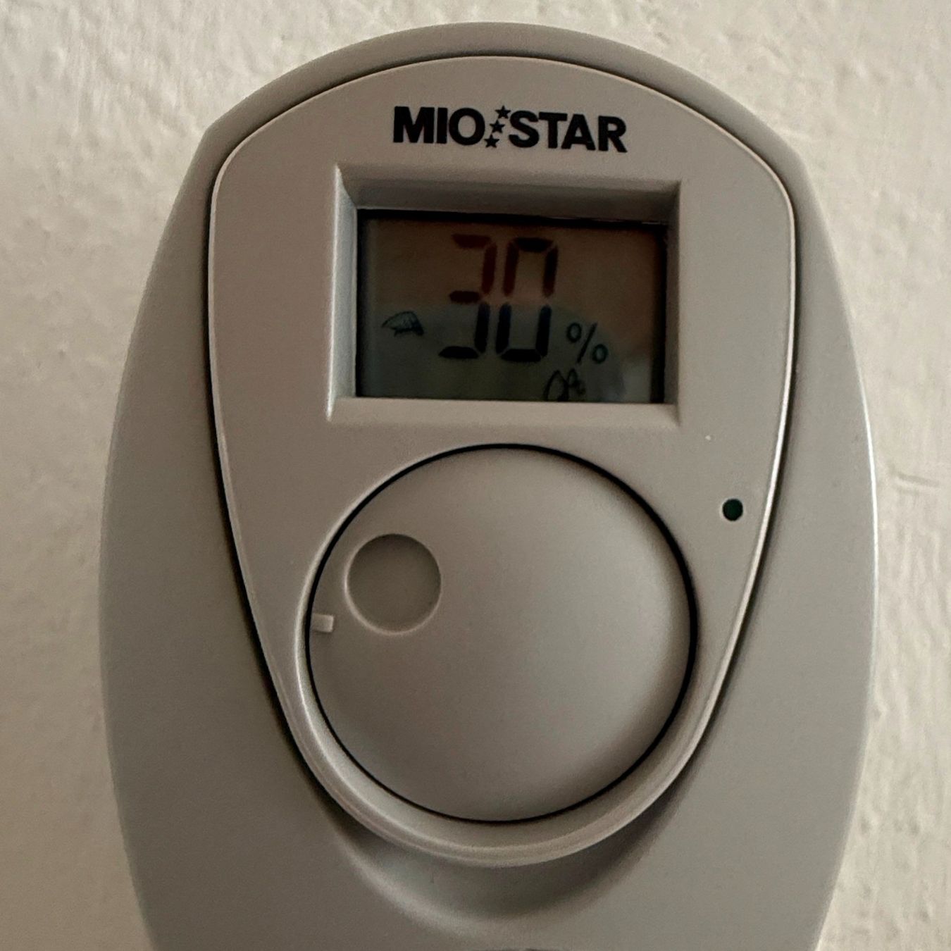 Migros Misurare: miostar Hygrostat digital 7176,012 Hygrometer  Schalter – Usato da Lodrino venduto da Stema 2