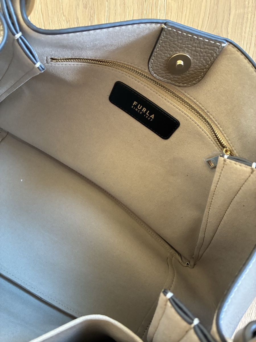 Furla Sacs: Furla bag new  – Neuf (Voir description) à Brunnen par ann_j2by 1