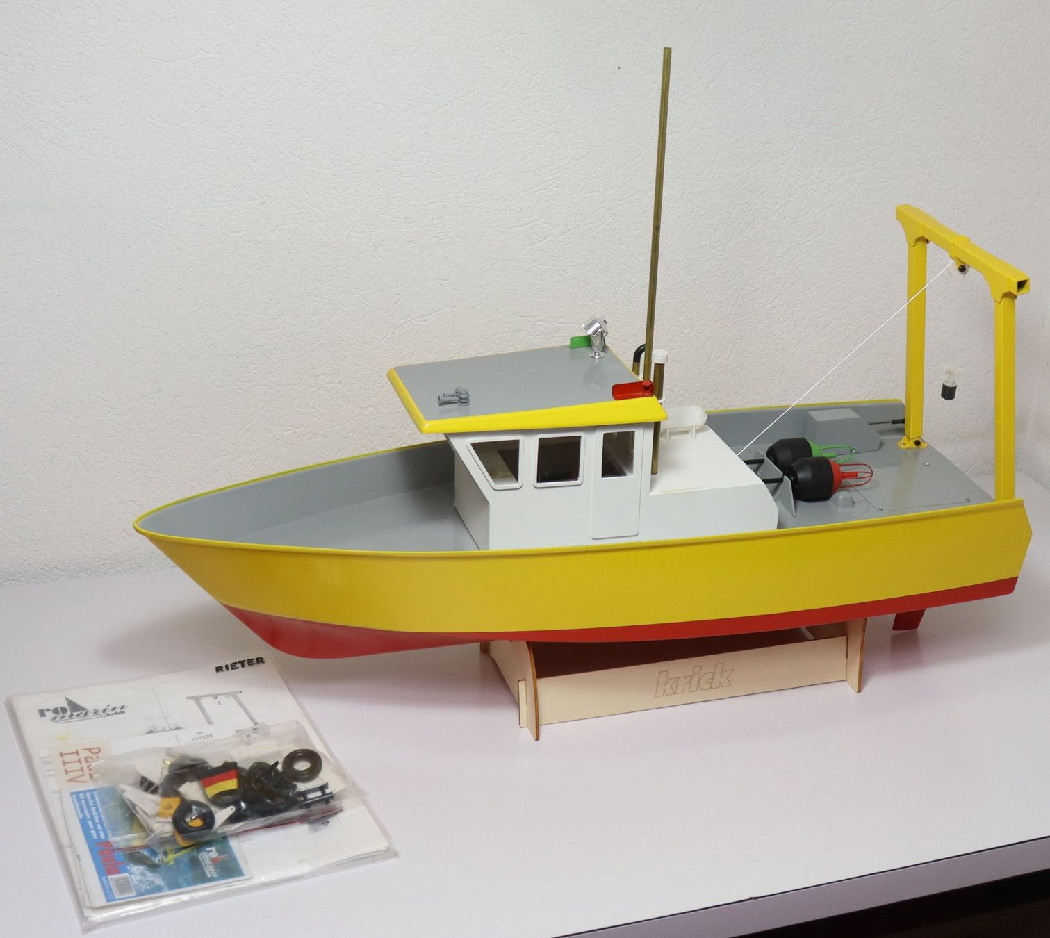 Coque Nue De Catamaran Graupner Krick 8600 F1 – Modélisme Bateau RC à Monter