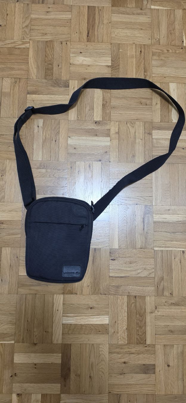 Lacoste Borse: sacoche lacoste  – Usato da Lausanne venduto da Ari-92
