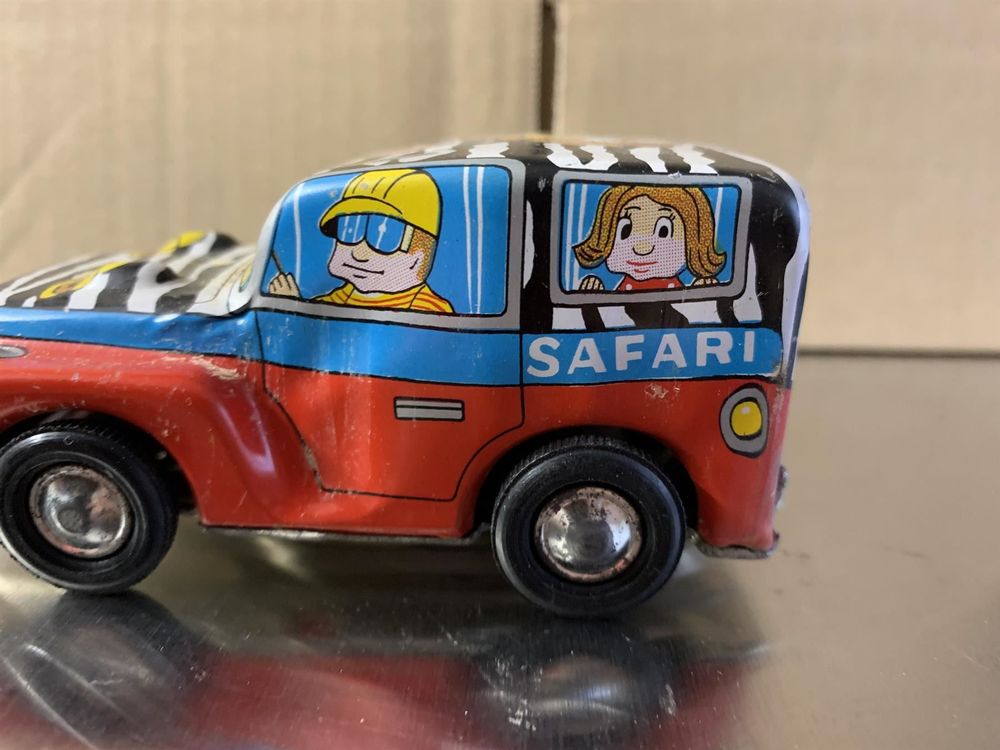 Safari Jeep mit Friktion Made in Japan neu ohne Verpackung 8