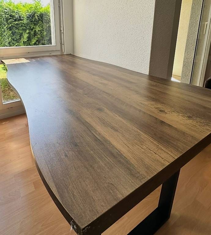 Tavoli: Moderner Designer Tisch in Holzoptik – Usato da Altishofen venduto da ell_h9vg 1